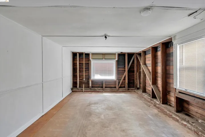 3130 West St., Oakland, California 94608