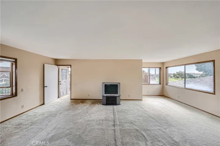 6792 Silver Beach Circle, Huntington Beach, California 92648