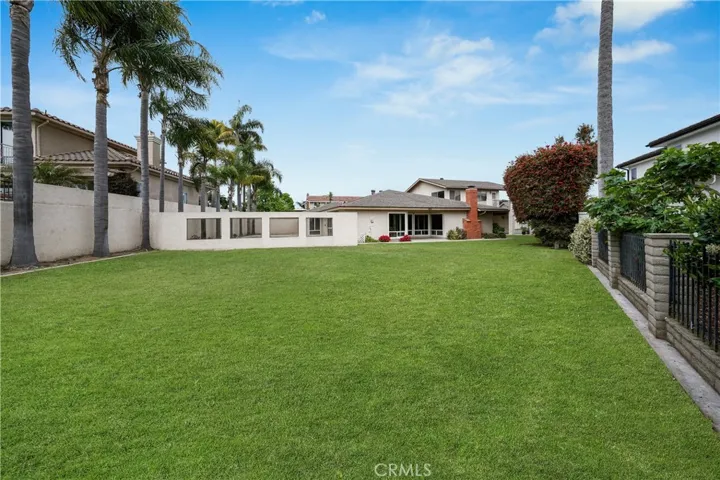 6792 Silver Beach Circle, Huntington Beach, California 92648
