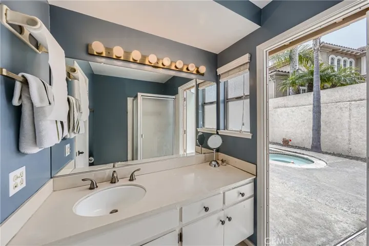6792 Silver Beach Circle, Huntington Beach, California 92648