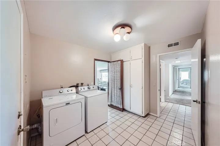 6792 Silver Beach Circle, Huntington Beach, California 92648