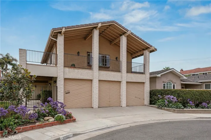 6792 Silver Beach Circle, Huntington Beach, California 92648