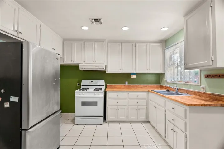 3330 Wickham Drive, Riverside, California 92503