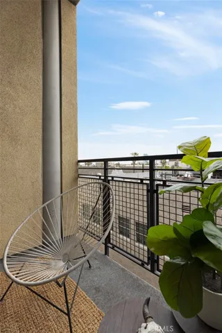 835 Locust Avenue 424, Long Beach, California 90813