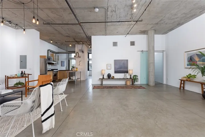 835 Locust Avenue 424, Long Beach, California 90813