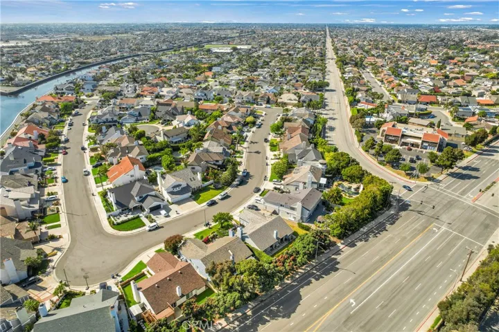 The Strand. A quiet little community as close to the Beach as you can be!