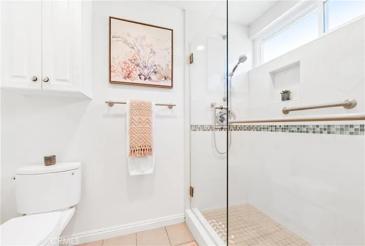 Walk in shower at primary bedroom