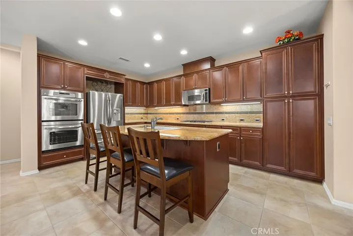 4052 Villa Quintana, Yorba Linda, California 92886
