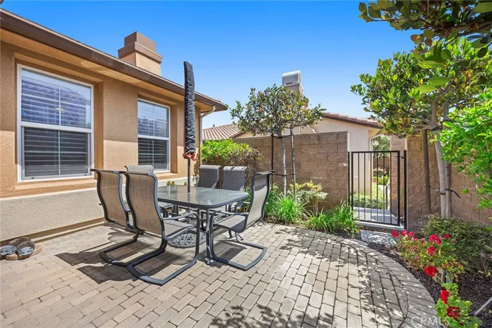 4052 Villa Quintana, Yorba Linda, California 92886