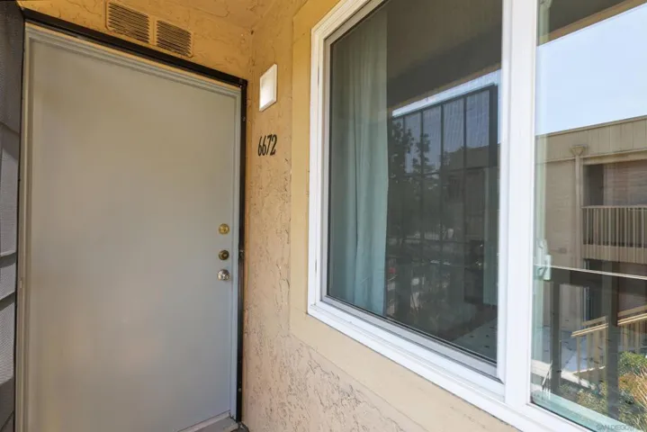 6672 University, San Diego, California 92115