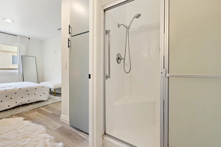 6672 University, San Diego, California 92115