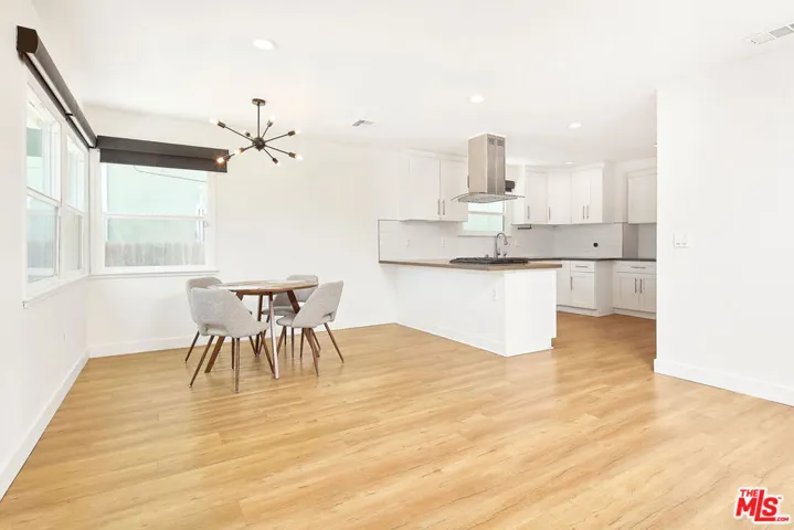 413 E 99th Street, Inglewood, California 90301