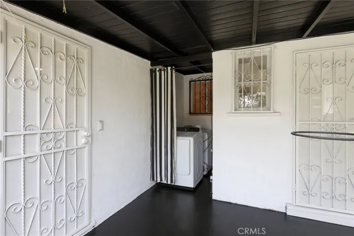 35 East 53rd Street, Long Beach, California 90805