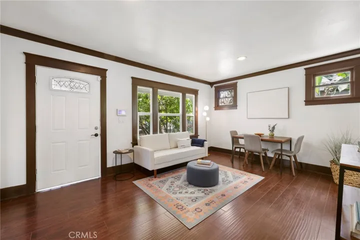 35 East 53rd Street, Long Beach, California 90805