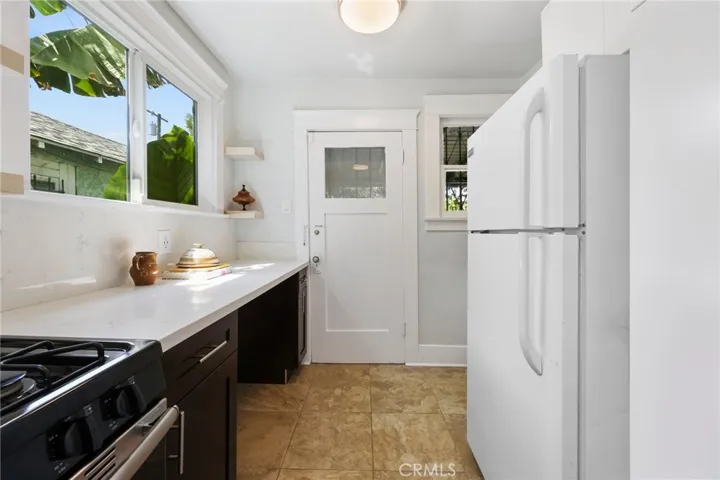 35 East 53rd Street, Long Beach, California 90805