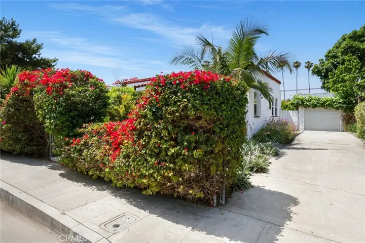 35 East 53rd Street, Long Beach, California 90805
