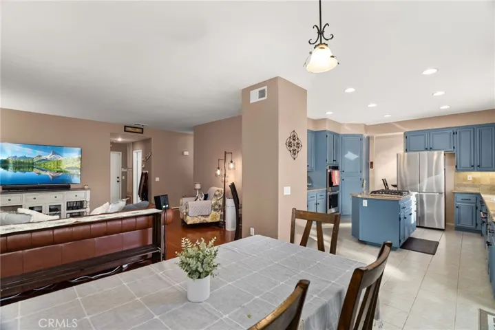 45673 Calle Ayora, Temecula, California 92592