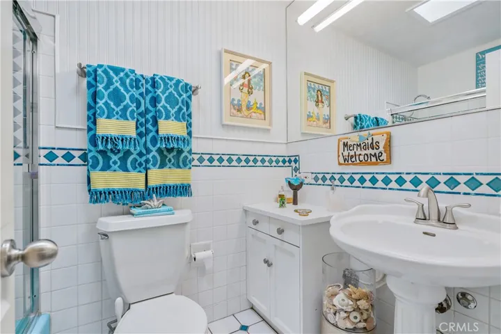 Guest bathroom