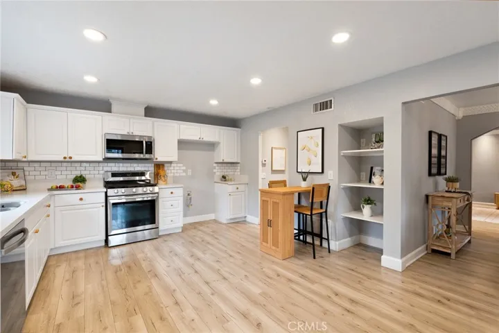 13202 Marshall Lane, Tustin, California 92780