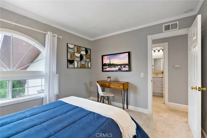 13202 Marshall Lane, Tustin, California 92780