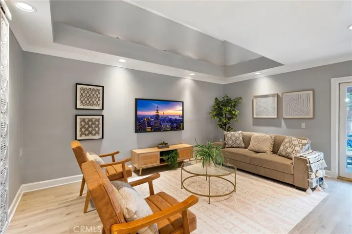 13202 Marshall Lane, Tustin, California 92780