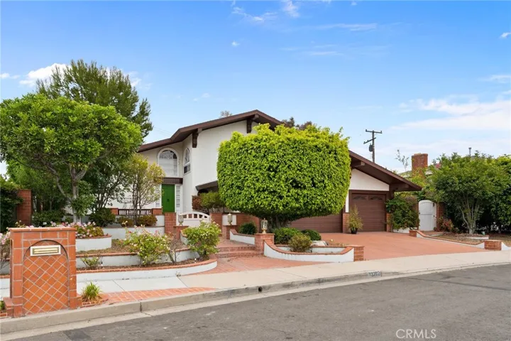13202 Marshall Lane, Tustin, California 92780
