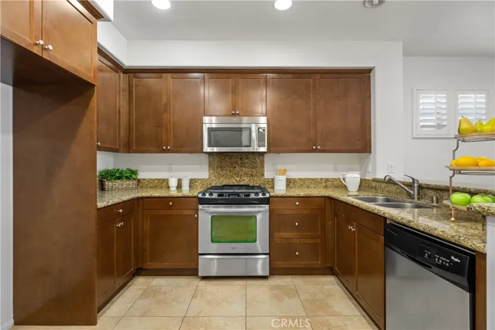 855 E Mountain Way C, Azusa, California 91702