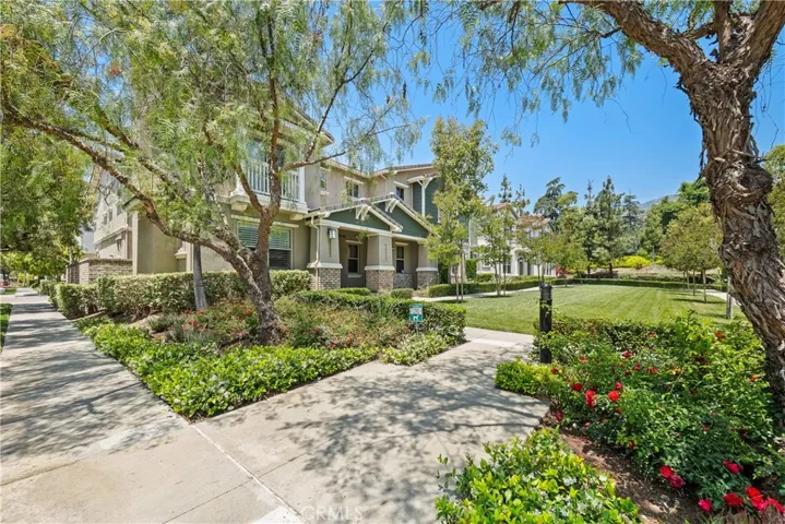 855 E Mountain Way C, Azusa, California 91702