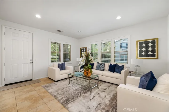 855 E Mountain Way C, Azusa, California 91702