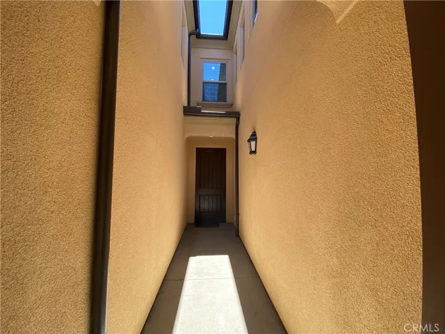 98 Desert Pine, Irvine, California 92620