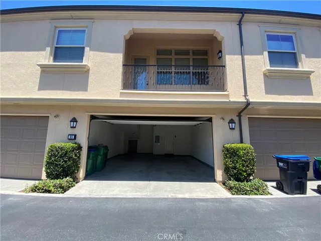 98 Desert Pine, Irvine, California 92620