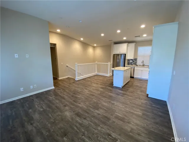 98 Desert Pine, Irvine, California 92620