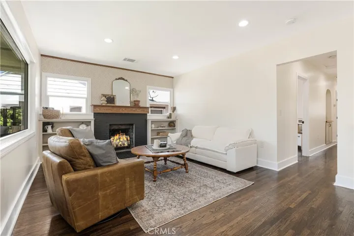 Living/Family room with fireplace
