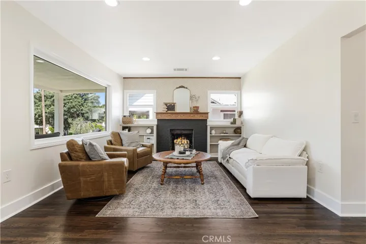 Living/Family room with fireplace