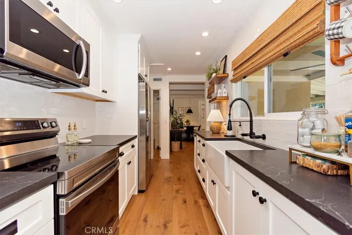 6053 Enfield Place, Riverside, California 92506