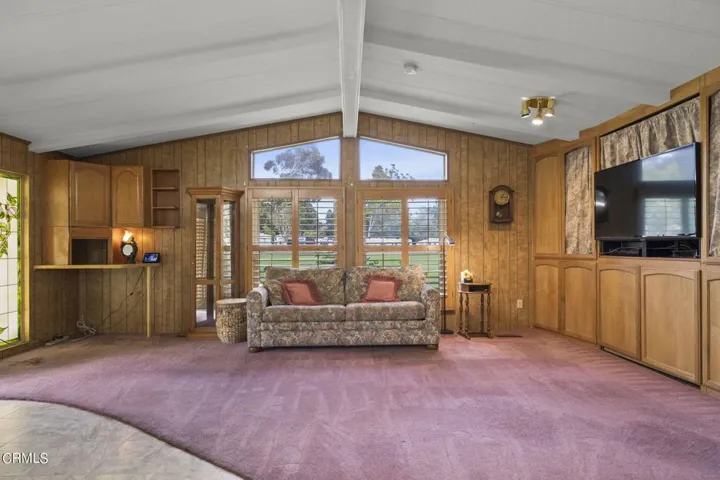 13-web-or-mls-UpmarketMedia-1220JOhn83-6
