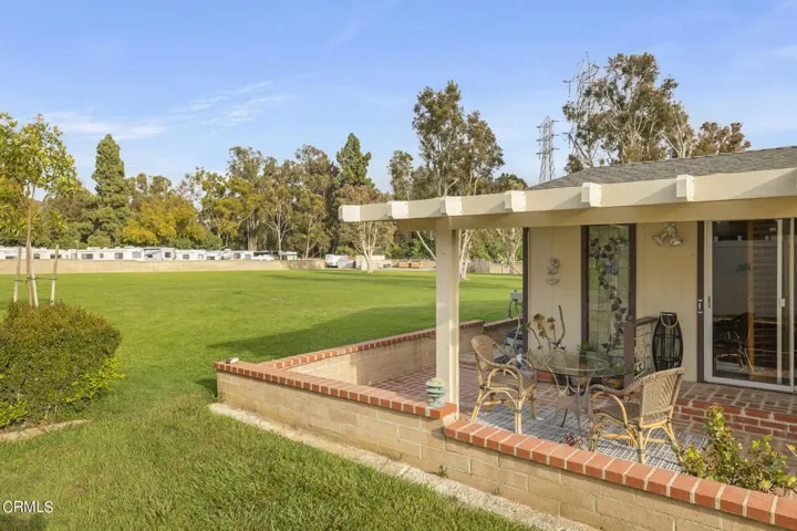 39-web-or-mls-UpmarketMedia-1220JOhn83-1
