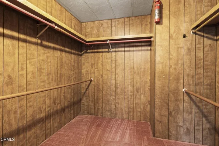 33-web-or-mls-UpmarketMedia-1220JOhn83-3