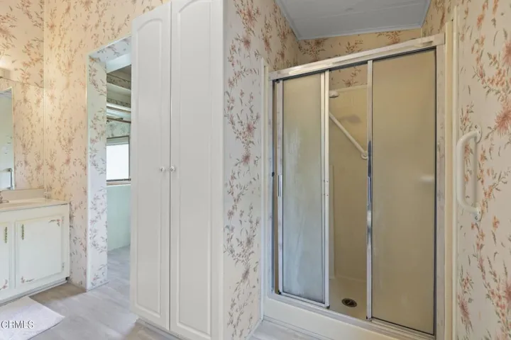 32-web-or-mls-UpmarketMedia-1220JOhn83-3