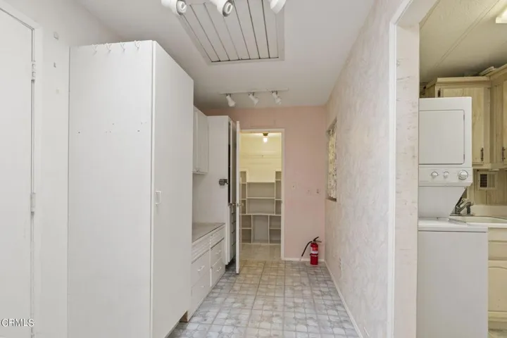 35-web-or-mls-UpmarketMedia-1220JOhn83-9