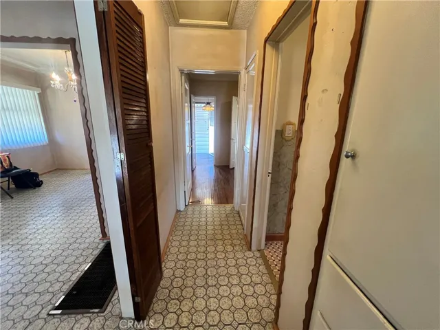 10105 Hildreth Avenue, South Gate, California 90280
