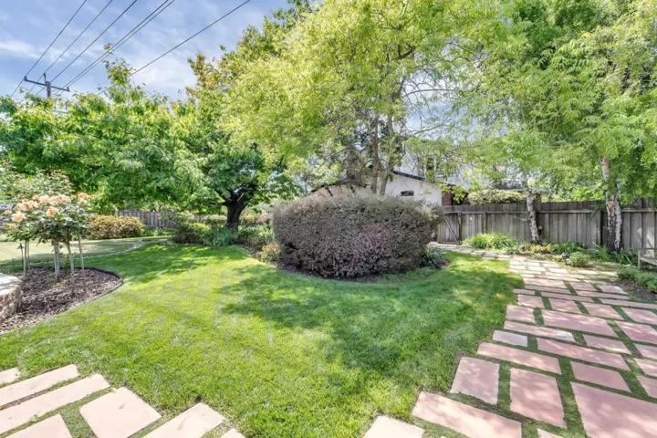 19582 Northampton Drive, Saratoga, California 95070