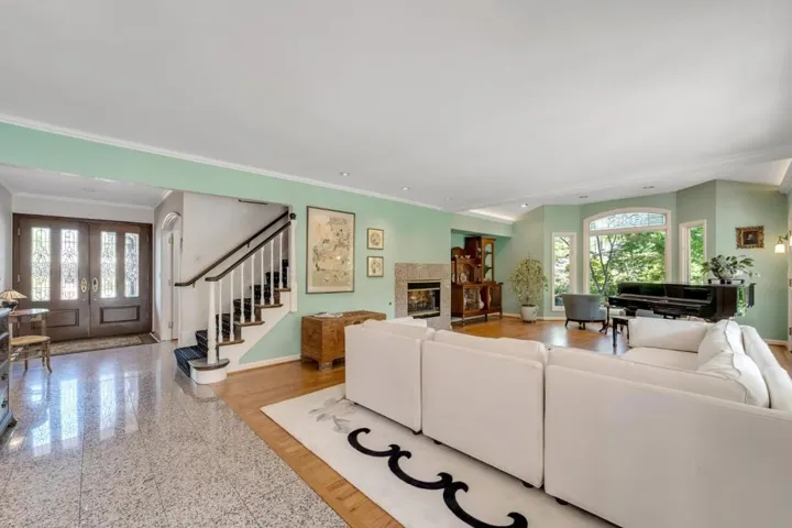 19582 Northampton Drive, Saratoga, California 95070