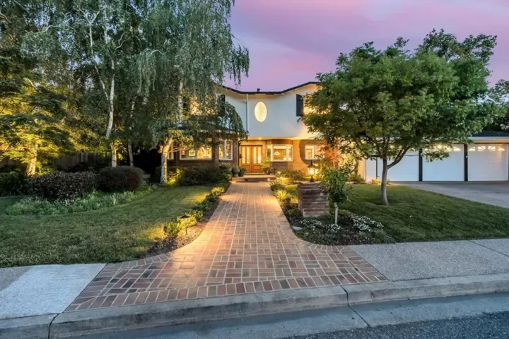 19582 Northampton Drive, Saratoga, California 95070