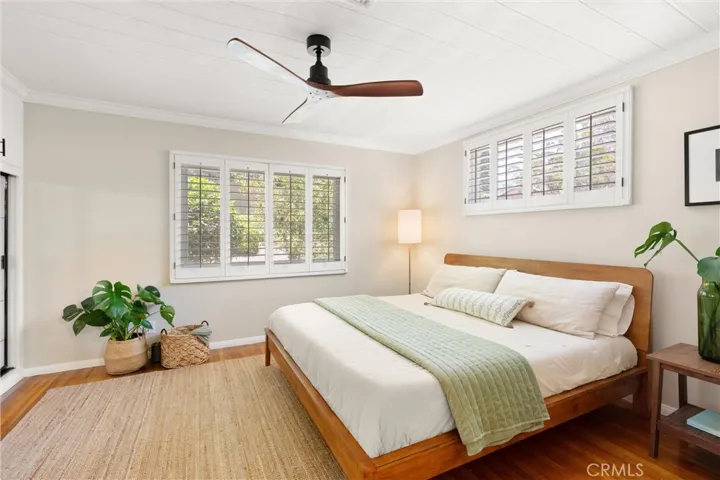 22277 Avenue San Luis, Woodland Hills, California 91364