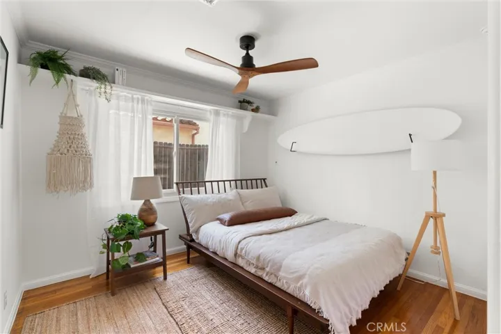 22277 Avenue San Luis, Woodland Hills, California 91364