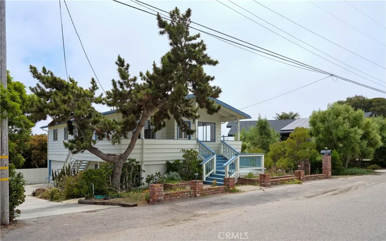 Another street view...