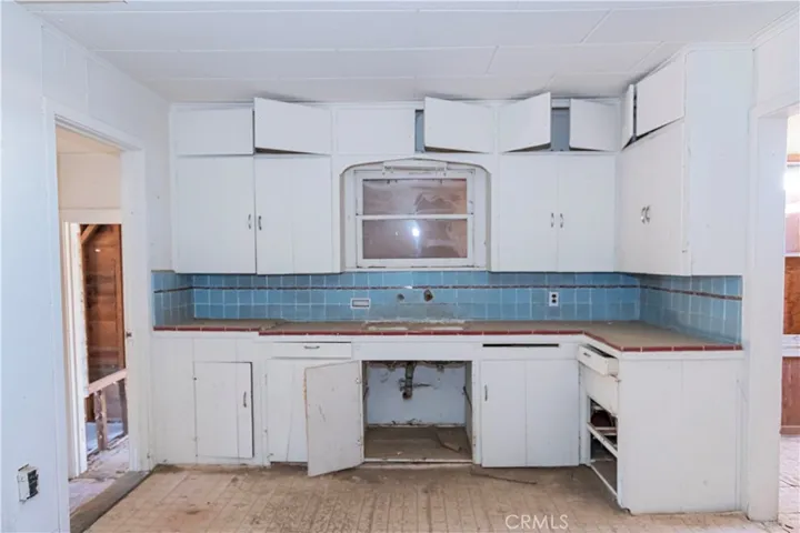 1906 Ranch House / Lodge Kitchen