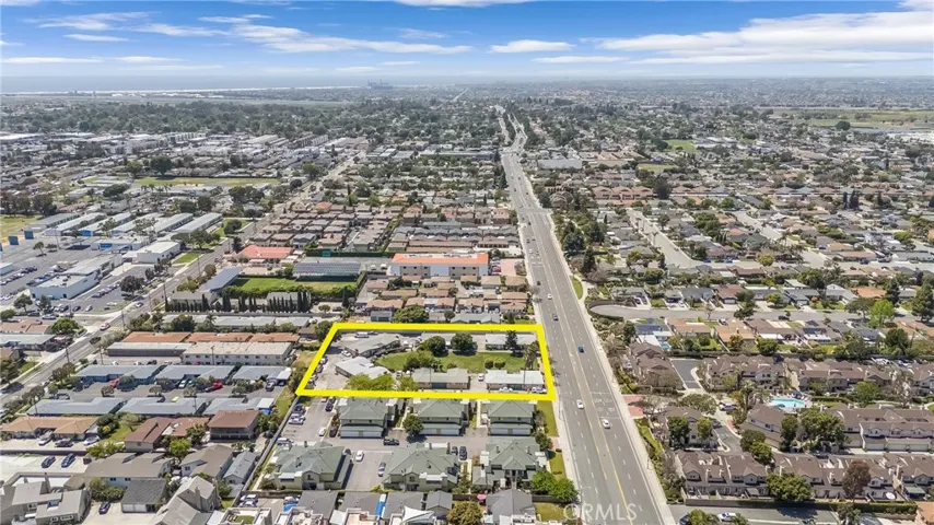 617 Victoria Street, Costa Mesa, California 92627