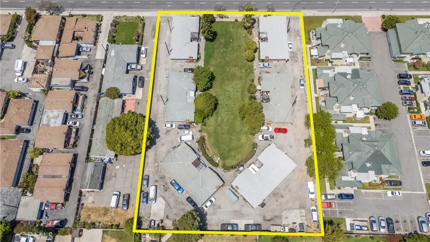617 Victoria Street, Costa Mesa, California 92627